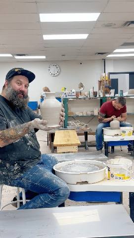 How to throw a vase! @fairviewstudios #fairviewpotterystudioscalgary #howto #pottery #diyvase 

Bullseye